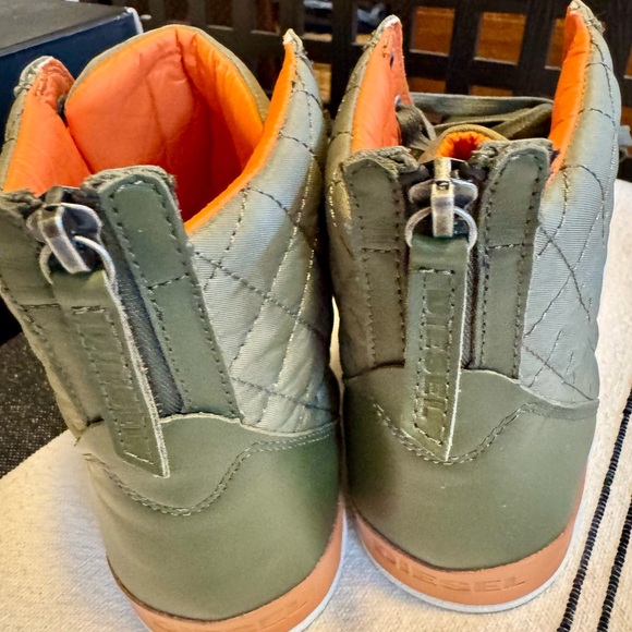 Diesel Men’s Diamond Tarmac Sneakers size 11 - Picture 9 of 10